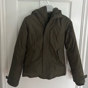 NWOT ARITZIA TNA SUMMIT PARKA